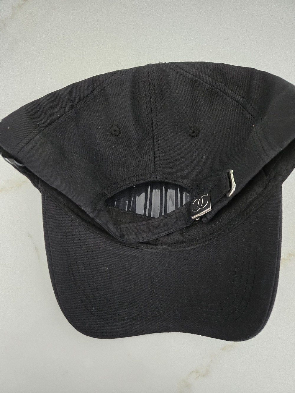 LUX HAT - Picture 2 of 3